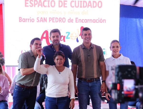 Gobierno entrega 268 llaves de viviendas a familias de Itapúa que acceden por primera vez a la vivienda