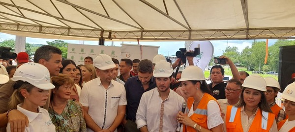 Presidente visita futuro Centro de Atención Integral “Semillas del Futuro” en Cambyretá
