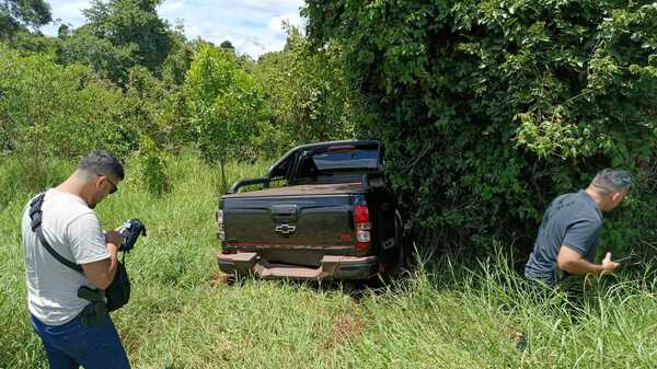 Encuentran camioneta de Félix Kanazawa en Alto Verá - trece