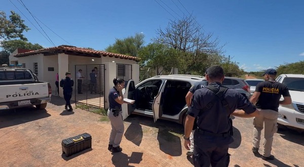 Detienen a Policías por presunta coacción sexual en Concepción