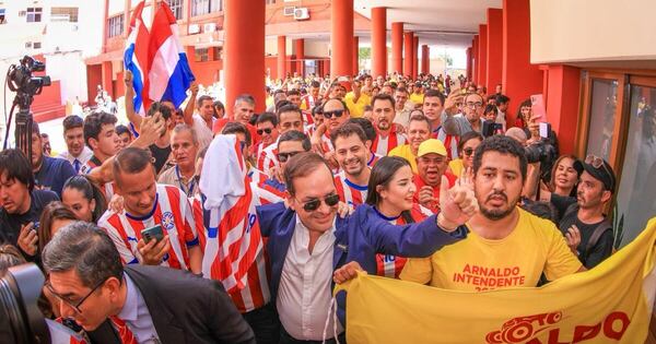 Diario HOY | “No voy a ser tan imbécil” y la IA en la presentación de candidatura de Samaniego