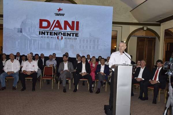 Dani Centurión y Arnaldo Samaniego se inscriben en Capital - Política - ABC Color