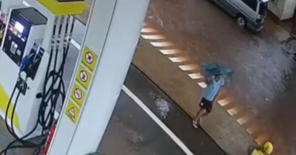 La Nación / Centenares de rescatistas escudriñan cauce en el que fue arrastrado Tobías hace cuatro días