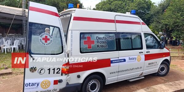 ROTARY CLUB ENTREGA AMBULANCIA EQUIPADA AL MINISTERIO DE SALUD