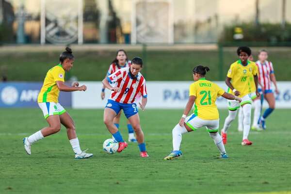 Femenino Sub 20: Paraguay no pudo con Brasil - Fútbol Internacional - ABC Color