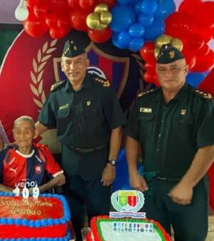 Abuelito apagó 109 velas y fue homenajeado