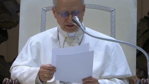 El Papa denuncia que conflictos absorben enormes recursos