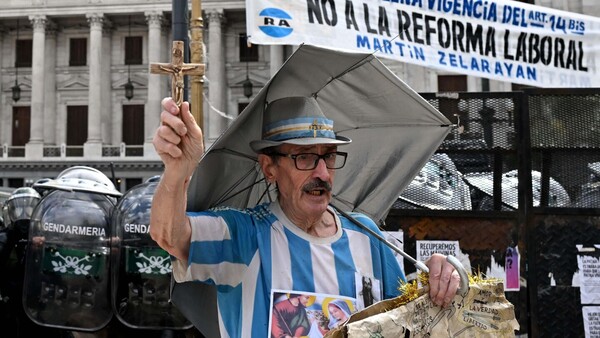 En Argentina convocan a una huelga contra reforma laboral