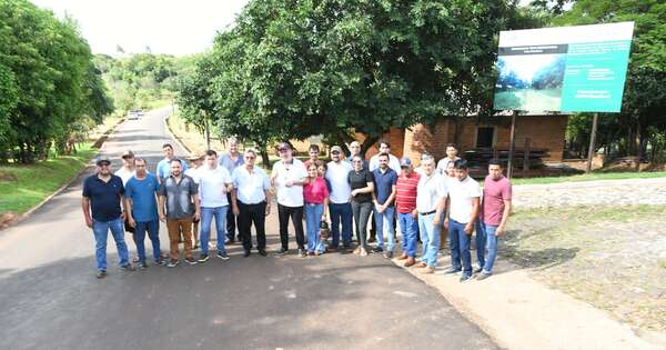 La Nación / El Plan 1000 km avanza con la pavimentación en varias localidades en Alto Paraná