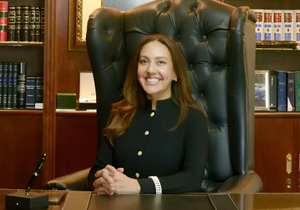 Hallan muerta a una abogada: alguien desactivó la grabación de la cámara, denuncian