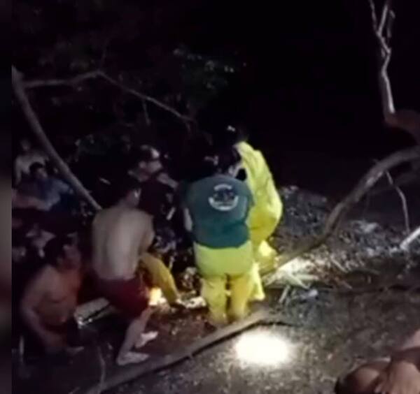 Popular / Tragedia: ¡Rescatan de arroyo cuerpos de doña, su hija y un péndex!