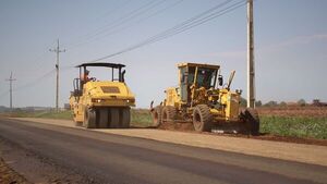 RUTAS EN REHABILITACIÓN EN CARMEN DEL PARANÁ PROMETEN CONECTIVIDAD Y CRECIMIENTO