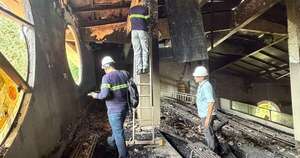 La Nación / Itaipú inició la evaluación técnica de la catedral incendiada en Ciudad del Este