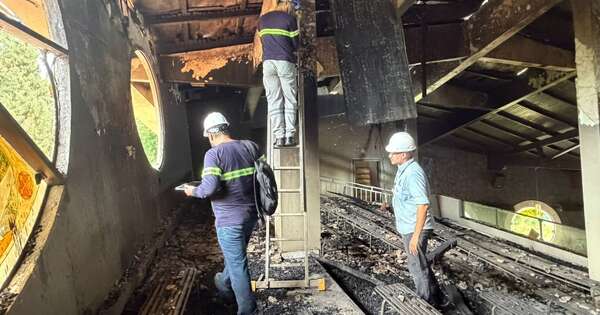 La Nación / Itaipú inició la evaluación técnica de la catedral incendiada en Ciudad del Este