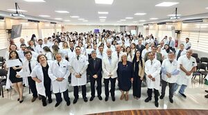 Renuncias masivas golpean al IPS por bajos salarios y falta de insumos