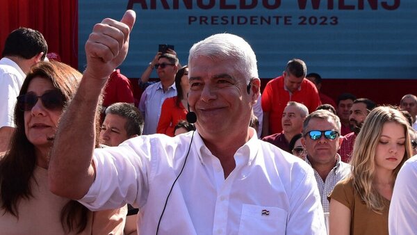 Wiens presentó un urgimiento ante la Sala Constitucional de la Corte