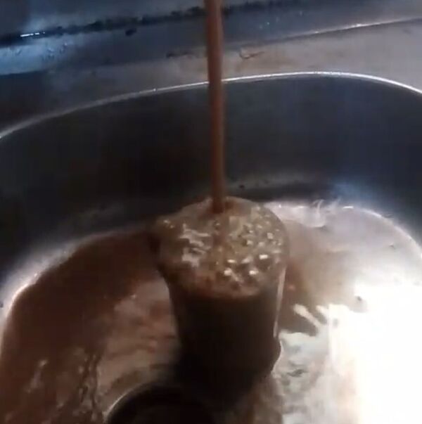 Grave denuncia por mala calidad del agua en San Carlos del Apa - Concepción al Día