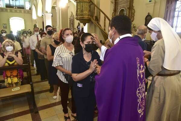 Miércoles de Ceniza: católicos inician la celebración de la Cuaresma mañana - Nacionales - ABC Color
