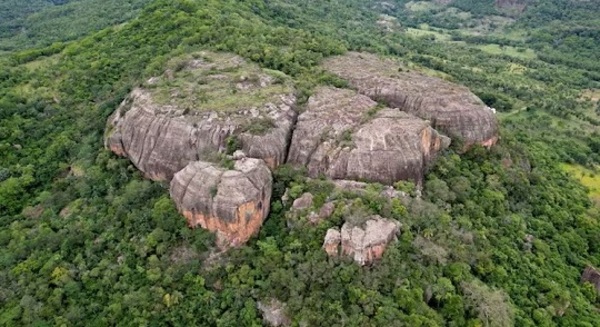 Niña muere tras caer del Cerro Pa’ũ