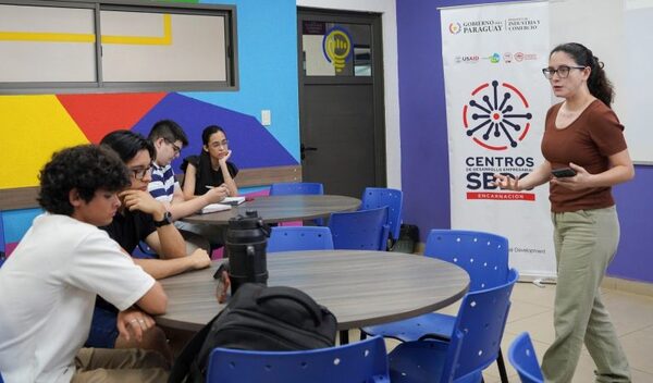 En el 2025, más de 1.100 personas recibieron asesoría, capacitación y asistencia técnica en centros SBDC