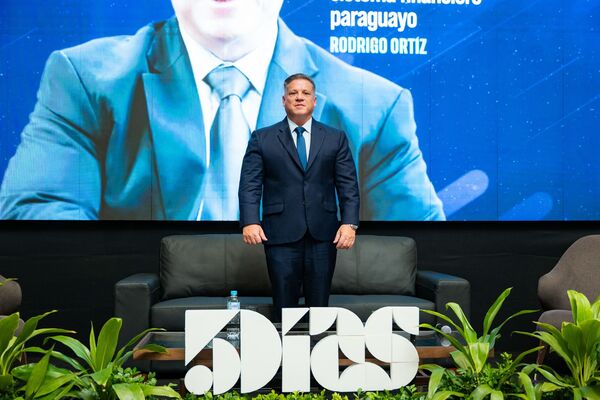 Sector financiero paraguayo pasó del libertinaje a la estabilidad y crecimiento