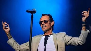 Popular / (VIDEO) ¡Le gritaron a Marc Anthony para que hable en español y él respondió con todo!