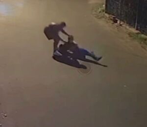 Brutal asalto en Capiatá: mujer fue golpeada y arrastrada en plena calle
