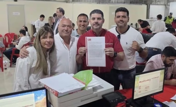 Nenecho Rodríguez oficializó su precandidatura a concejal de Asunción