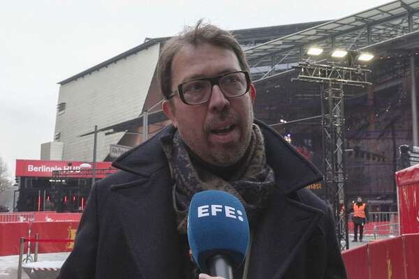 Marcelo Martinessi lleva a la Berlinale el rock y la radio como disruptores de la dictadura - Cine y TV - ABC Color