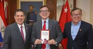 La Nación / Titular de la Aneaes expuso su obra en una reunión con Cartes