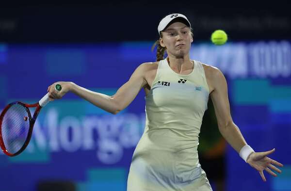Gauff y Rybakina avanzan con paso firme - Tenis - ABC Color