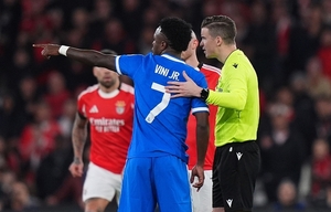 Activan el protocolo antirracismo tras denuncia de Vinicius en el Benfica vs. Real Madrid