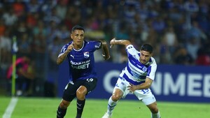 2 de Mayo y Sporting Cristal igualan en un partidazo