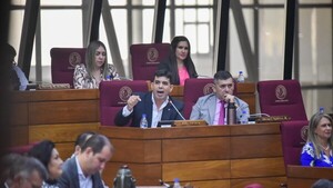 Vaesken cuestiona que Peña no haga cambios importantes en el gabinete