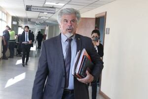 Retoman juicio a Arnaldo Giuzzio por supuesto vínculo narco - Política - ABC Color