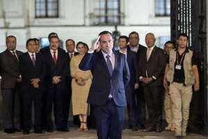 Perú, expectante ante elección de nuevo presidente tras la destitución del interino Jerí - Mundo - ABC Color