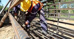 La Nación / MOPC inicia en Luque la construcción de pilotes del mayor viaducto del país