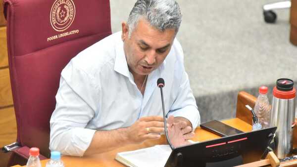 Gremios docentes garantizan inicio de clases pese a desconfianza hacia legisladores