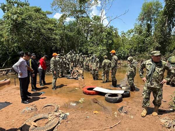 Caso Tobías: trasladan cuerpo hallado en arroyo a la Morgue Judicial - Nacionales - ABC Color