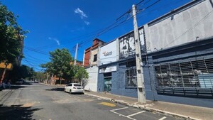 ANDE fortalece suministro eléctrico en barrios de Asunción con alimentadores de 23 mil voltios