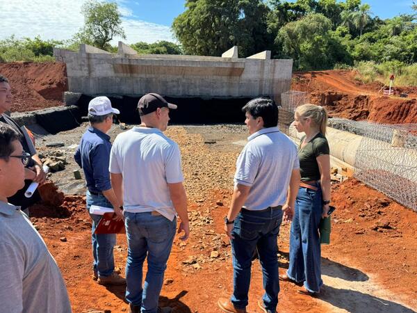 Obras viales que fortalecen la integración barrial en Cambyretá