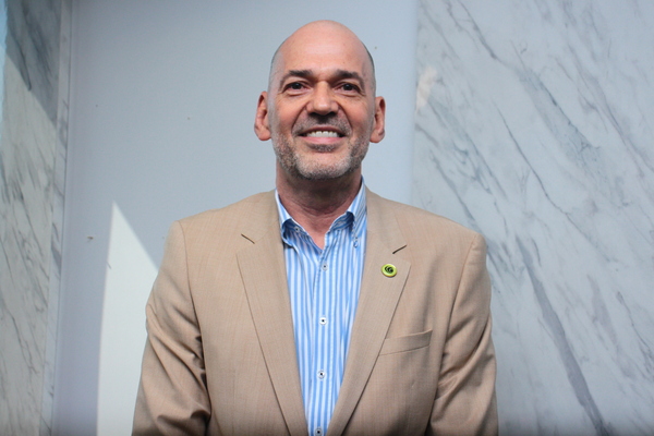 Walter Hermosa: “Ni siquiera el río podemos cruzar” sin la adopción plena de las NIIF