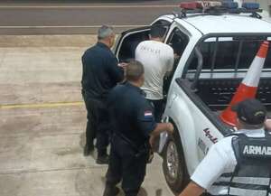 Aprehenden a camionero que intentó salir del país con una adolescente de 16 años  - ABC en el Este - ABC Color