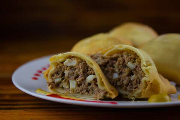 El secreto para un relleno de carne para empanadas jugoso y lleno de sabor - Gastronomía - ABC Color