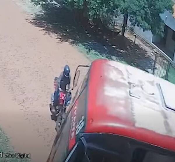 “Dije que ya me moría, me entregué nomás cuando entré debajo del bus”