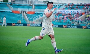 Adam Bareiro deja Fortaleza y es nuevo refuerzo de Boca Juniors