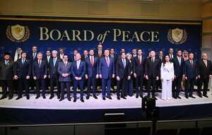 Trump inaugura su “Junta de Paz” rodeado de aliados, entre ellos Peña y Milei  - Mundo - ABC Color