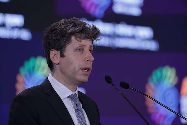 El mundo necesita “urgentemente” regular la IA, dice el director de OpenAI - Tecnología - ABC Color