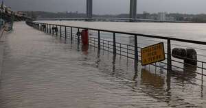 La Nación / Récord: hace 35 días que llueve sin parar en Francia