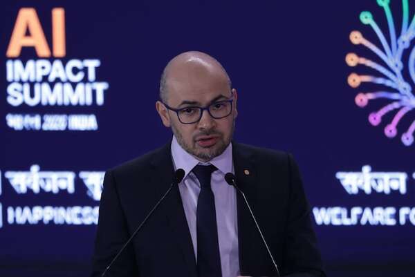 Anuncian primer laboratorio de Reino Unido totalmente automatizado con Google DeepMind - Tecnología - ABC Color